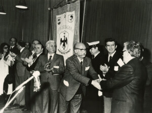 1981_02_22 I maestri Roman Vlad e Goffredo Petrassi nominati cittadini onorari aquilani inv 1026 vol 6.tif