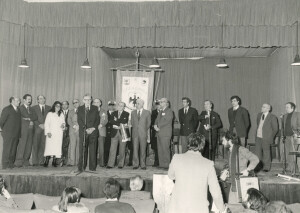 1981_02_22 I maestri Roman Vlad e Goffredo Petrassi nominati cittadini onorari aquilani inv 991 vol 6.tif