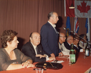 1982_08_21 Musicarchitettura Canada '82 - Cerimonia d'inaugurazione del Festival - autorità cittadine, regionali, ambasciatore del Canada a Roma Ghislain Hardy, diplomatici e autorità canadesi ann 1463 inv 1127 vol 6.tif