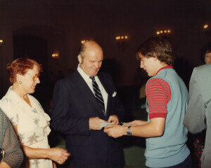 1982_08_21 Musicarchitettura Canada '82 - Cerimonia d'inaugurazione del Festival - autorità cittadine, regionali, ambasciatore del Canada a Roma Ghislain Hardy, diplomatici e autorità canadesi ann 1463 inv 1141 vol 6.tif
