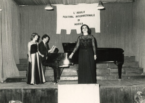 1982_08_27 Musicarchitettura Canada '82 - Gloria Saarinen e Janice Taylor ann 1472 inv 1308 vol 7.tif