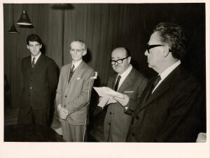 1966_10_11 Presidente Accademia S. Cecilia R. Silvestri, Nino Carloni, G. Petrassi e  Sindaco De Rubeis inv 139 vol 1.tif