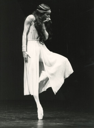 1983_01_23 Compagnia di Danza Teatro Nuovo di Torino ann 1532 inv 1571 vol 9.tif