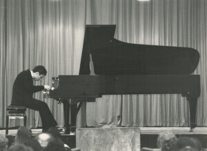 1983_11_08 Settimana Caselliana per il centenario della nascita di Alfredo Casella - Omaggio a Casella ann 1618 inv 1781 vol 10.tif