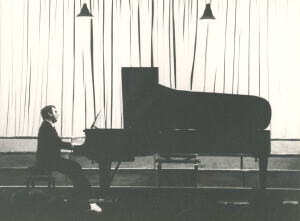 1983_12_08 Trio di Giovani  (Maurizio Daffunchio; Oreste De Tommaso; Carlo Benedetti) e Giuseppe Scotese in occasione del 50° anniversario della morte di B. Barattelli ann 1627 inv 1869 vol 11.tif