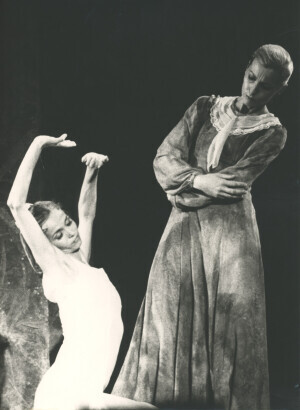 1984_07_12 Musicarchitettura '84 - Balletto dell'Opera di Stato di Dresda - in scena 'Romeo e Giulietta' ann 1744 inv 2157 vol 12.tif