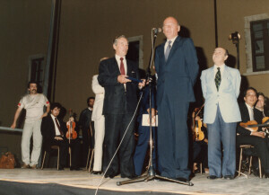 1984_07_24 Musicarchitettura '84 - Chiusura del festival - Orchestra Sinfonica Abruzzese e Berliner Klaviertrio - Johannes Winkler, direzione; Eva Ander, pianoforte - ann 1761 inv 2194 vol 12.tif