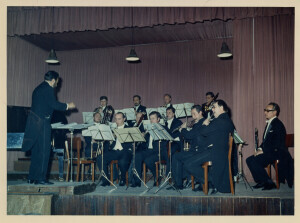 1971_01_24 Gruppo strumentale Komorni Harmonie diretto da Paul Angerer ann 712 inv 282 vol 2.tif