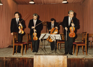 1986_04_24 Ciclo di concerti dedicato al volume '40 anni per la musica' - Il Nuovo Quartetto inv 2382 vol 14.tif