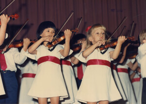 1987_06_22 The Suzuki children's Orchestra inv 2526 vol 14.tif