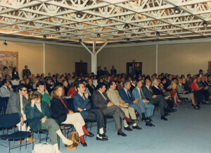 1986_09_30 Presentazione della 41esima stagione - Sala Michetti della Regione Abruzzo - esibizione di un complesso corale  inv 2420 vol 14.tif