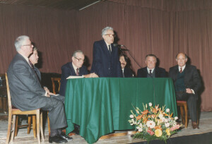 1991_12_09 Cerimonia d'intitolazione dell'Auditorium a Nino Carloni - presenti anche il M° Goffredo Petrassi e il M° Roman Vlad inv 6476 vol 15.tif