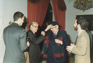 1991_12_09 Cerimonia d'intitolazione dell'Auditorium a Nino Carloni - presenti anche il M° Goffredo Petrassi e il M° Roman Vlad inv 6480 vol 15.tif
