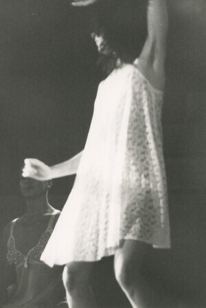 1993_11_14 Patrizia Cerroni e I Danzatori Scalzi inv 6555 vol 15.tif