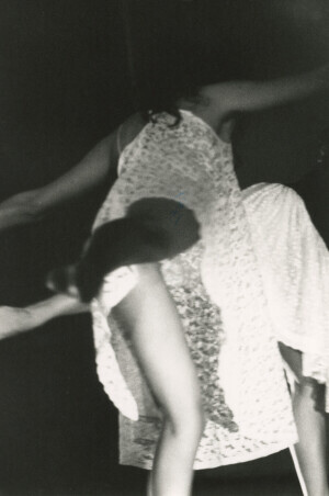 1993_11_14 Patrizia Cerroni e I Danzatori Scalzi inv 6556 vol 15.tif