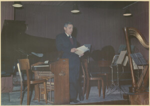 1971_12_05 Gruppo strumentale del circolo A. Toscanini di Torino - Direzione di M. Messerklinger; Conferenza Piero Santi ann 747 inv 323 vol 2.tif