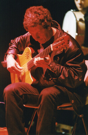 1999_12_16 Eugenio Bennato e Musicanova inv 3655 vol 18.tif