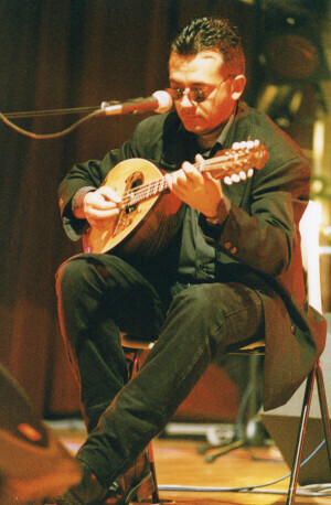 1999_12_16 Eugenio Bennato e Musicanova inv 3659 vol 18.tif