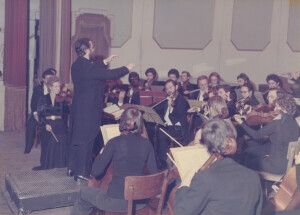 1975_11_07 Orchestra Sinfonica Abruzzese - Gianluigi Gelmetti, direzione; Ornella Puliti Santoliquido, pianoforte - ann 926 inv 491 vol 3.tif