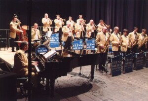 2003_04_03 Glenn Miller Orchestra inv 6713 vol 22.jpg