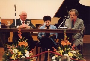 2002_01_09 Presentazione 56ma Stagione - Giorgio Battistelli, Lucio Barattelli, Stefania Pezzopane inv 4132 vol 20.jpg