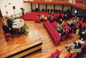 2002_01_09 Presentazione 56ma Stagione - Giorgio Battistelli, Lucio Barattelli, Stefania Pezzopane inv 4133 vol 20.jpg