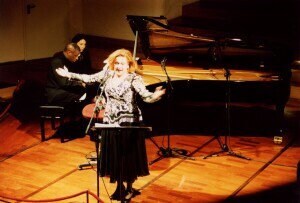 2002_01_24 Kim Criswell, voce e Waine Marshall, pianoforte inv 4175 vol 20.jpg