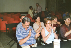 2002_06_23 M. Mela, Rass. Chitarre in chiostro inv 4280 vol 21.tif