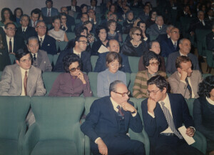 1972_09_22 I Musici Cantori e i Solisti Aquilani - in foto il pubblico ann 791 inv 377 vol 3.tif