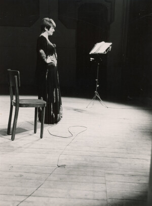 1976_12_07 Adriana Martino ann 980 inv 572 vol 4.tif