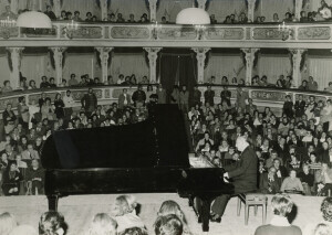 1977_11_13 Nikita Magaloff ann 1032 inv 586 vol 4.tif