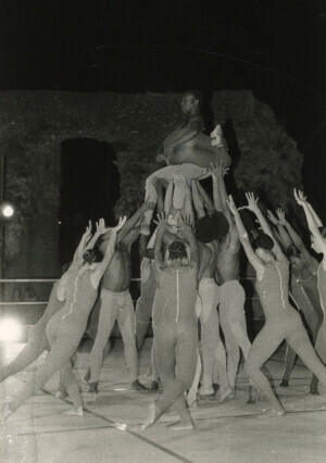 1980_08_09 Musica e Architettura '80 - Balletto Danza National de Cuba - Anfiteatro di Amiternum ann 1239 inv 921 vol 5.tif