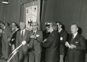 1981_02_22 I maestri Roman Vlad e Goffredo Petrassi nominati cittadini onorari aquilani inv 1002 vol 6.tif