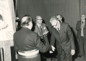 1981_02_22 I maestri Roman Vlad e Goffredo Petrassi nominati cittadini onorari aquilani inv 1012 vol 6.tif