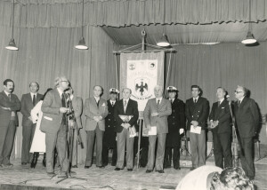 1981_02_22 I maestri Roman Vlad e Goffredo Petrassi nominati cittadini onorari aquilani inv 998 vol 6.tif