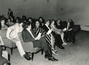 1982_08_21 Musicarchitettura Canada '82 - Cerimonia d'inaugurazione del Festival - autorità cittadine, regionali, ambasciatore del Canada a Roma Ghislain Hardy, diplomatici e autorità canadesi ann 1463 inv 1117 vol 6.tif