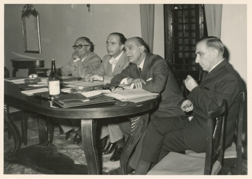 1970_10_07 Una riunione al foyer della Società dei Concerti; tra gli altri Nino Carloni, Battaglia, Barattelli, sindaco De Rubeis, A. Neri