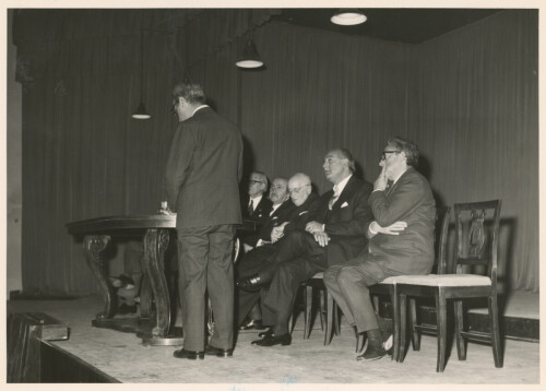 1970_10_24 Presentazione 25ma Stagione; in foto Carloni, Petrassi, Gatti e Autorità