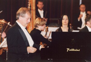 2002_01_20 Orchestra da Camera di Basilea - Direttore U. Benedetti Michelangeli; Pianoforte Paolo Bordoni inv 4160 vol 20.jpg